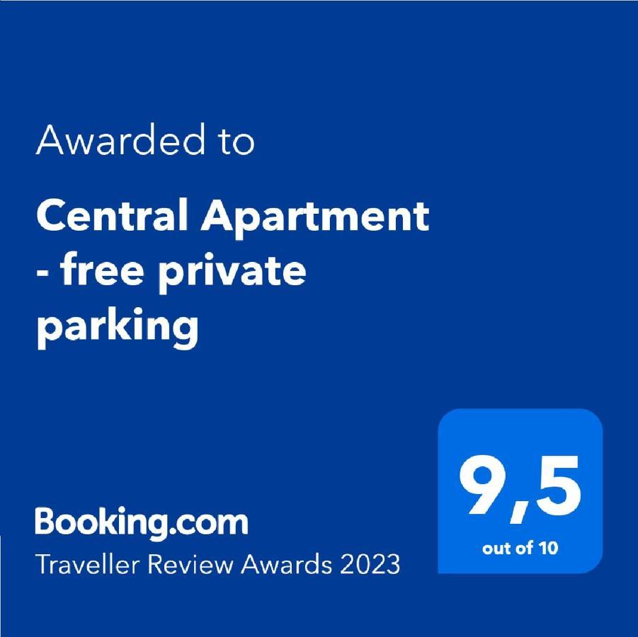 Central Apartment - Free Private Parking غدانسك المظهر الخارجي الصورة